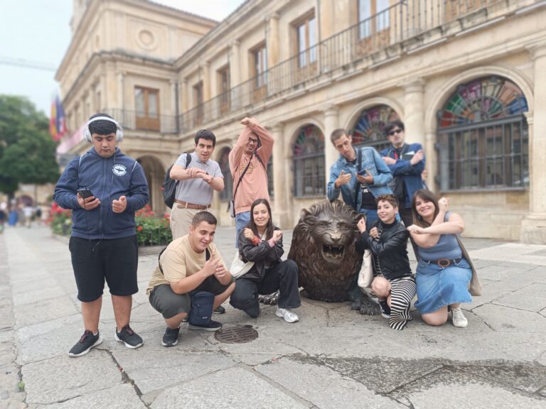 Viaje leon respiro ocio personas haciendo x(2)